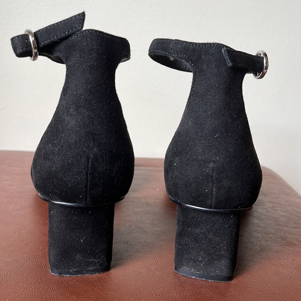 Chinese Laundry black faux suede shoes - Picture 5 of 5